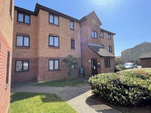 Campernell Close- click for photo gallery